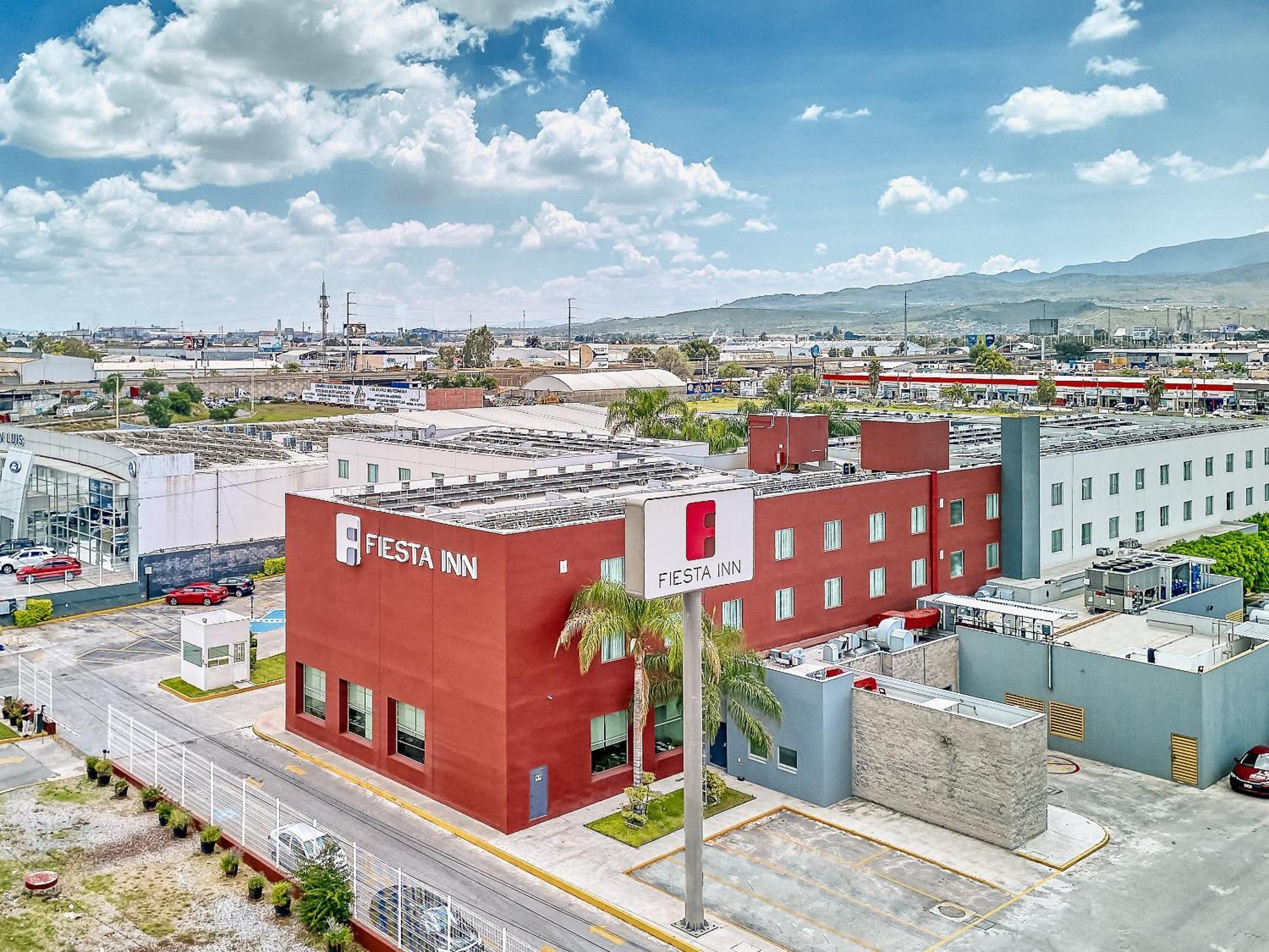 Fiesta Inn Express San Luis Potosi Oriente Exterior foto